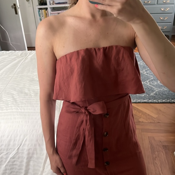 Vici linen button front strapless midi dress - Picture 2 of 9